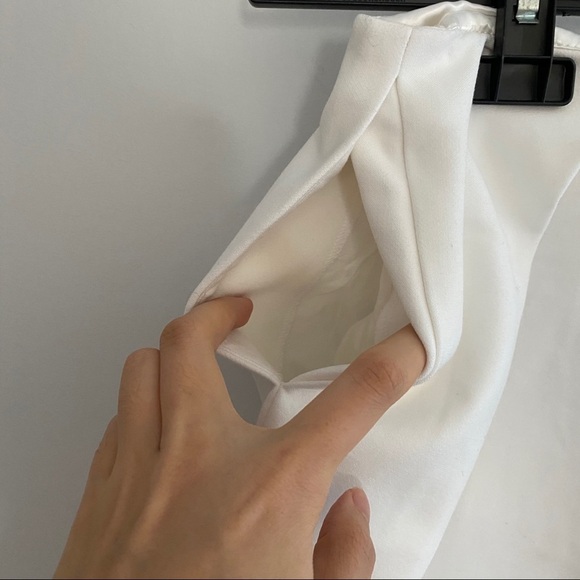 ICB Pleated White Skirt with Navy Piping - Picture 5 of 6